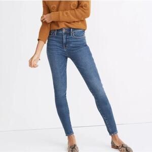 Madewell 10" High-Rise Skinny Jeans in Wendover Wash 27T